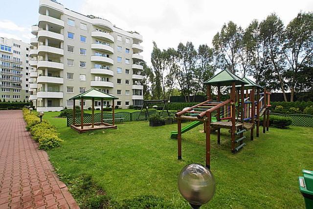3 Bedrooms Apartment Zoliborz Gwiazdzista วอร์ซอ ภายนอก รูปภาพ
