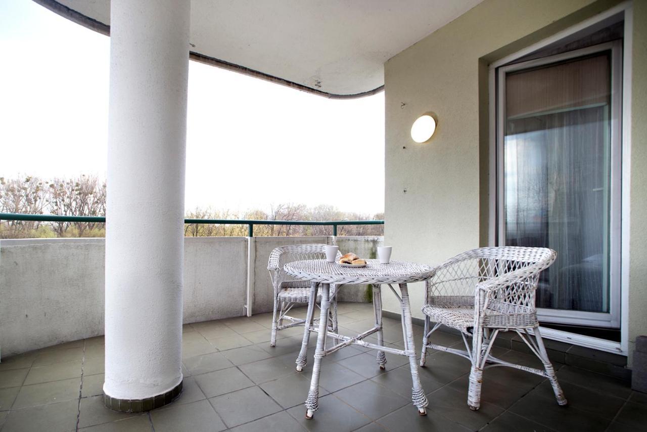 3 Bedrooms Apartment Zoliborz Gwiazdzista วอร์ซอ ภายนอก รูปภาพ