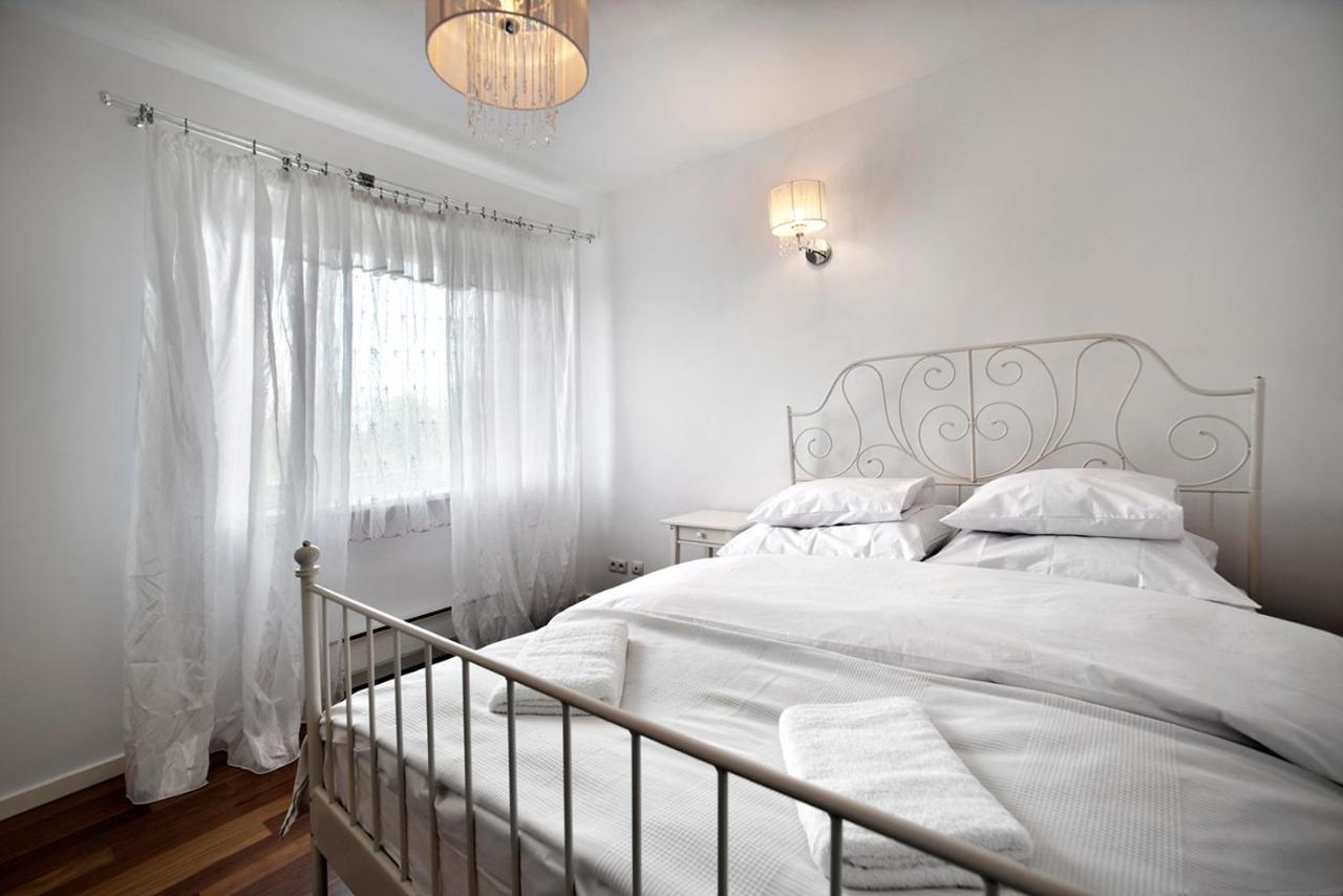 3 Bedrooms Apartment Zoliborz Gwiazdzista วอร์ซอ ภายนอก รูปภาพ