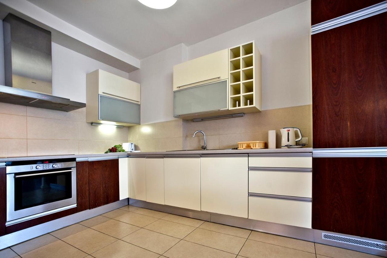 3 Bedrooms Apartment Zoliborz Gwiazdzista วอร์ซอ ภายนอก รูปภาพ