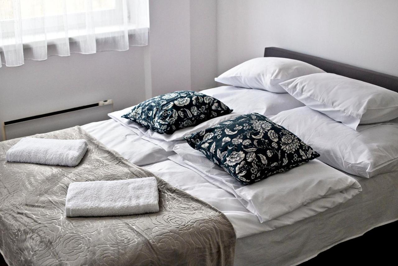 3 Bedrooms Apartment Zoliborz Gwiazdzista วอร์ซอ ภายนอก รูปภาพ